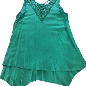 Elegant Green Sleeveless Top